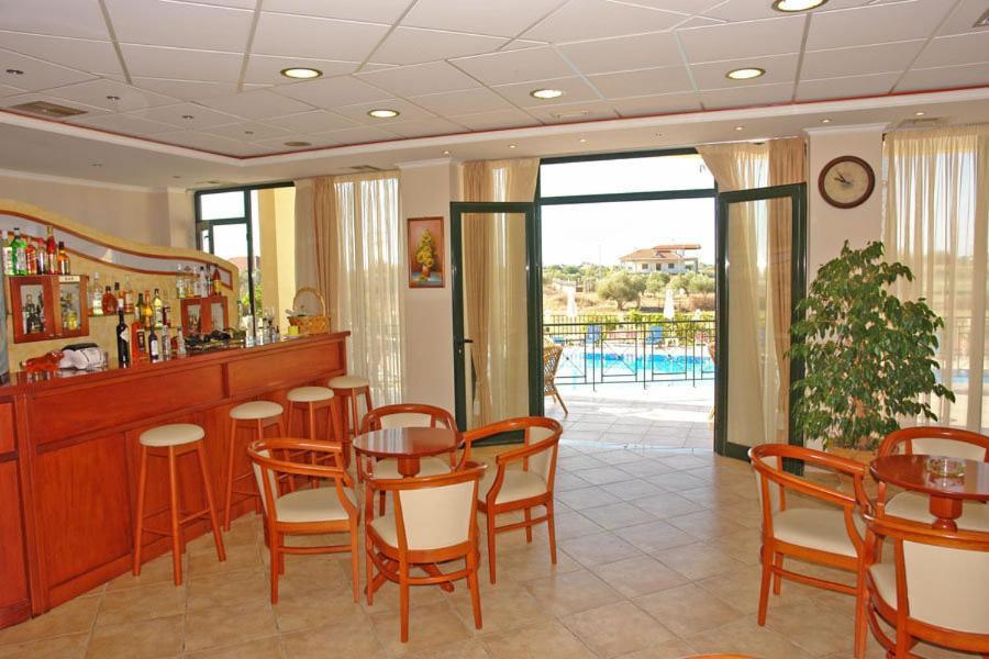 Hotel Alkionis Zacharo Exteriör bild